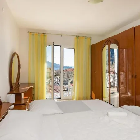 Adriatic Pearl - One Bedroom With Balcony And Sea View * Omiš