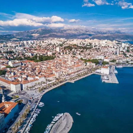 Appartement Adriatic Pearl - One Bedroom With Balcony And Sea View